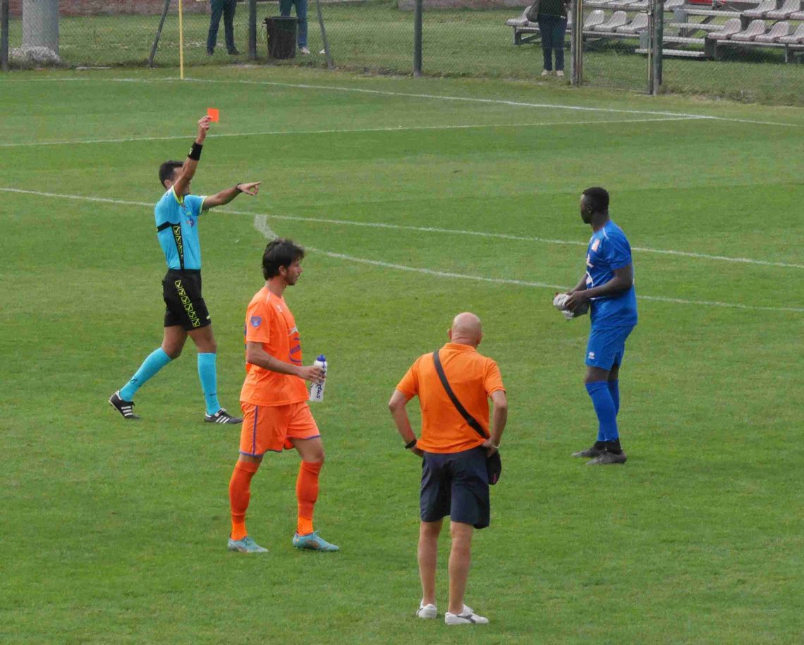 Calcio: Lys Gomis Squalificato Per Tre Giornate Dopo Il Rosso Al ...