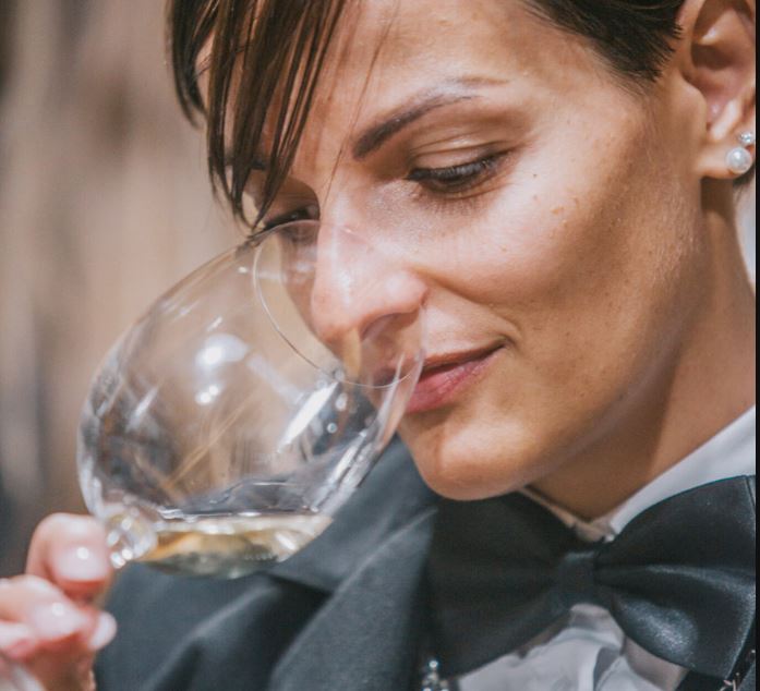 Vuoi Diventare Sommelier Del Vino? Il Corso AIS Arriva Ad Arnad - Aosta ...